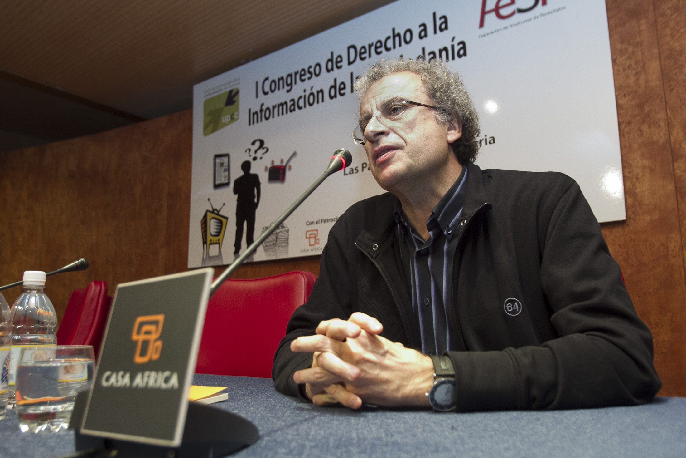 18. . Dardo Gómez, Secretario General de la FeSP, Ricardo Martínez Vázquez, Director General de Casa África, Jerónimo Saavedra, alcalde de Las Palmas de Gran Canaria y José María Calleja, periodista