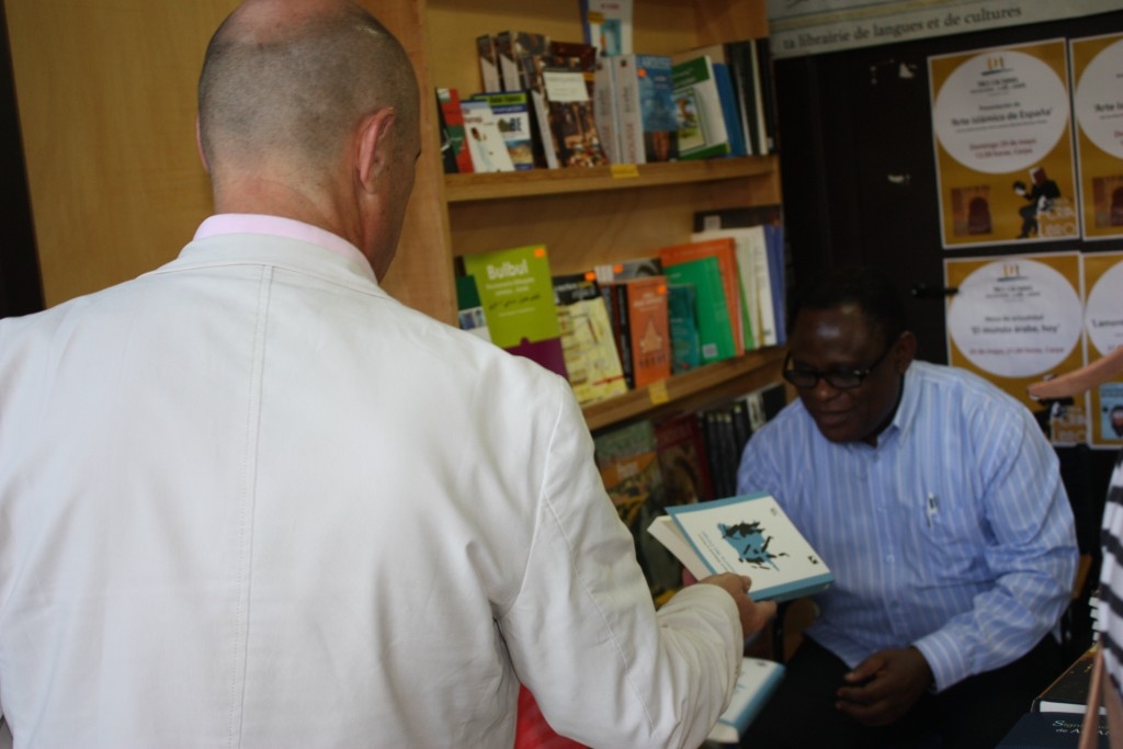 3. Isidore Ndaywel, autor de Historia del Congo, desde sus orígenes hasta nuestros días, en la Feria del libro de Sevilla