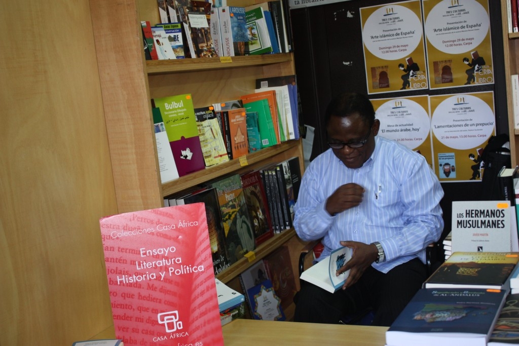 4. Isidore Ndaywel, autor de Historia del Congo, desde sus orígenes hasta nuestros días, en la Feria del libro de Sevilla