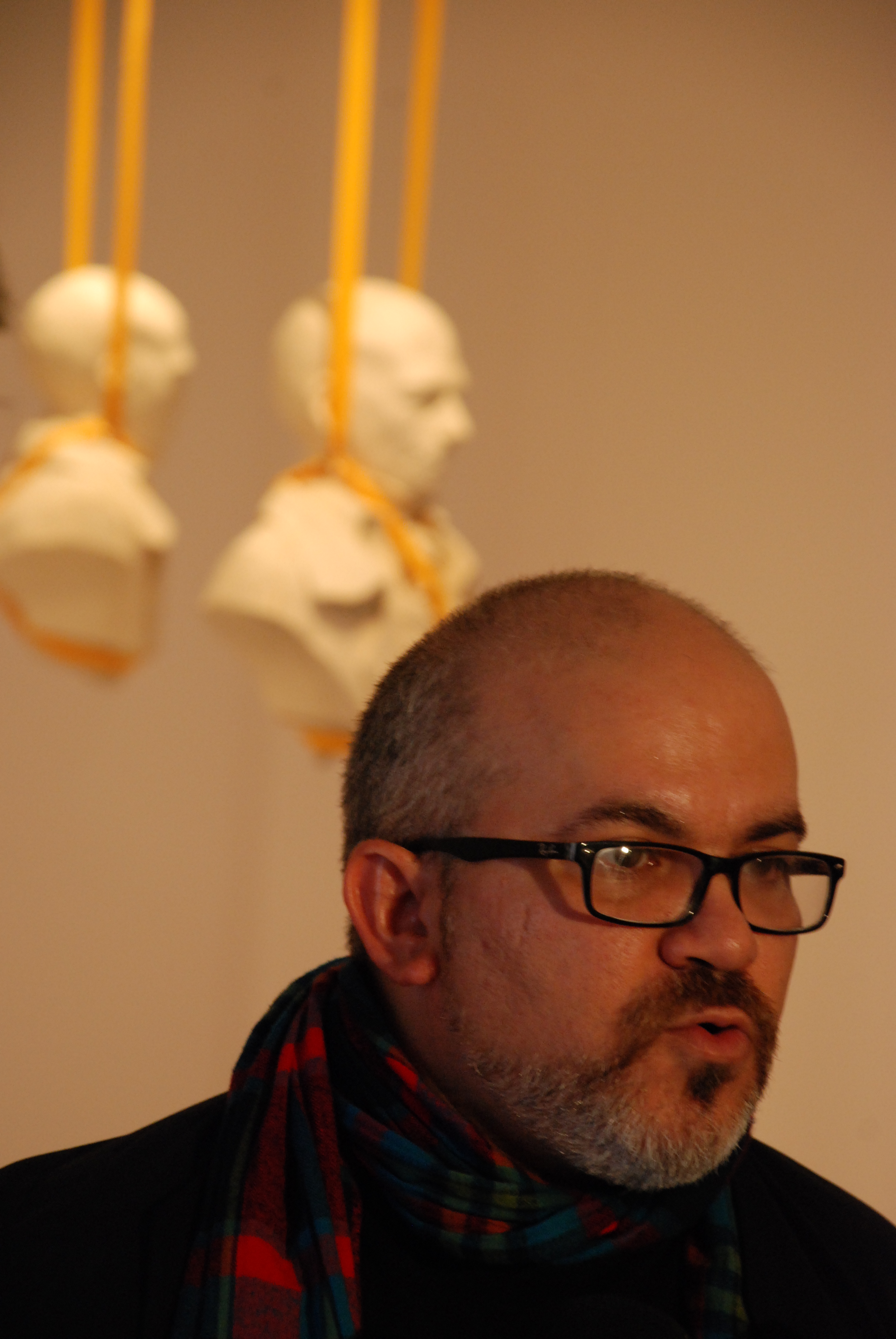 5. Omar Pascual Castillo, Director artístico del CAAM en la rueda de prensa