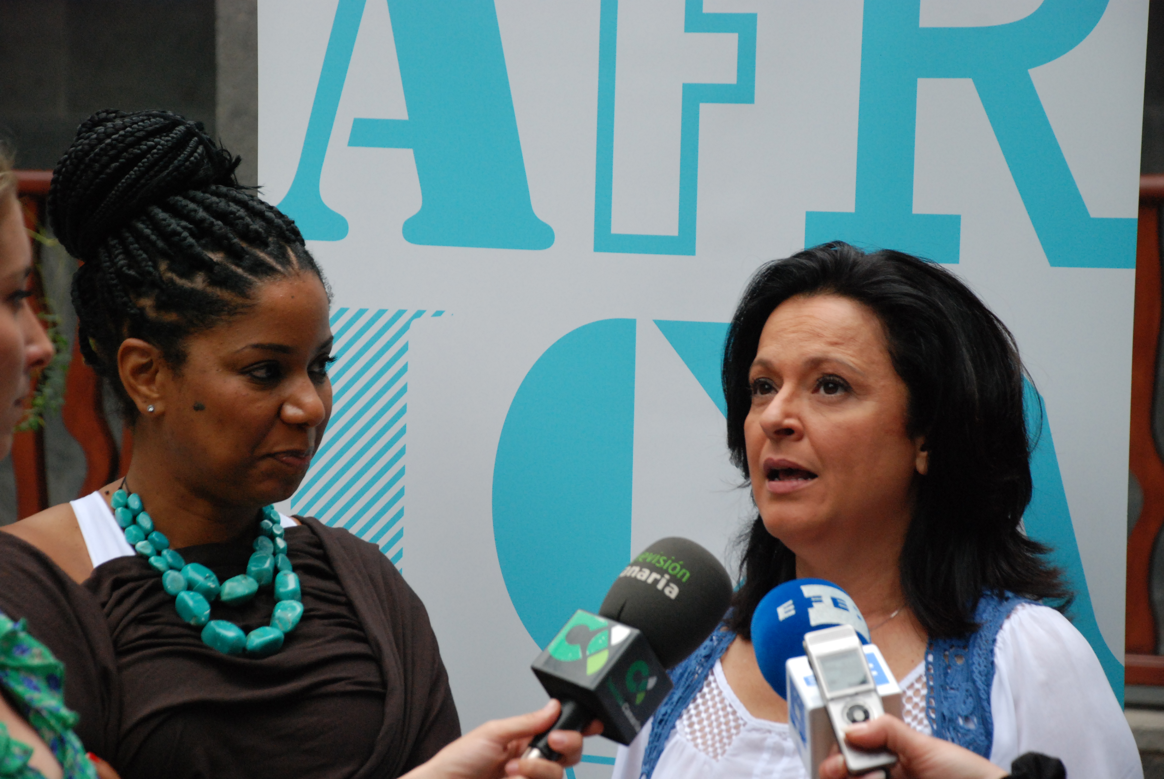 8. Rueda de prensa de Olga Cerpa y Nancy Vieira
