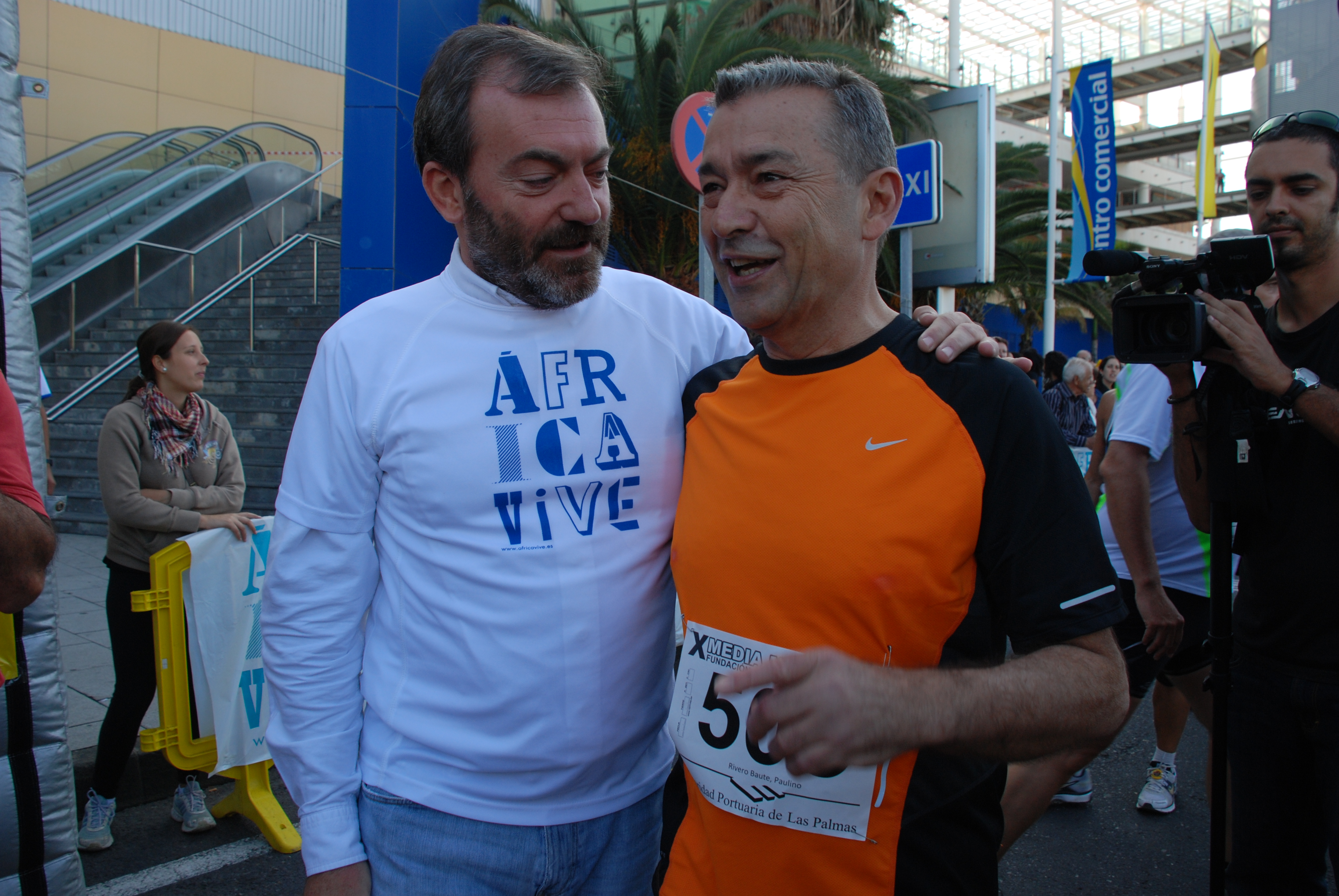 6. Ricardo Martínez Vázquez, Director General de Casa África y Paulino Rivero, Presidente del Gobierno de Canarias