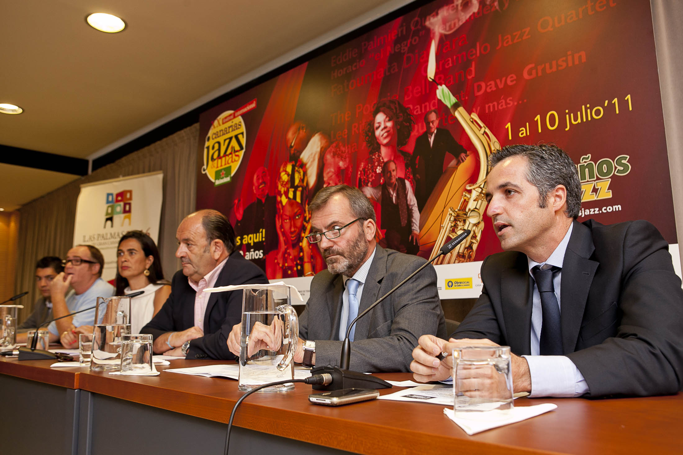 7. Rueda de prensa