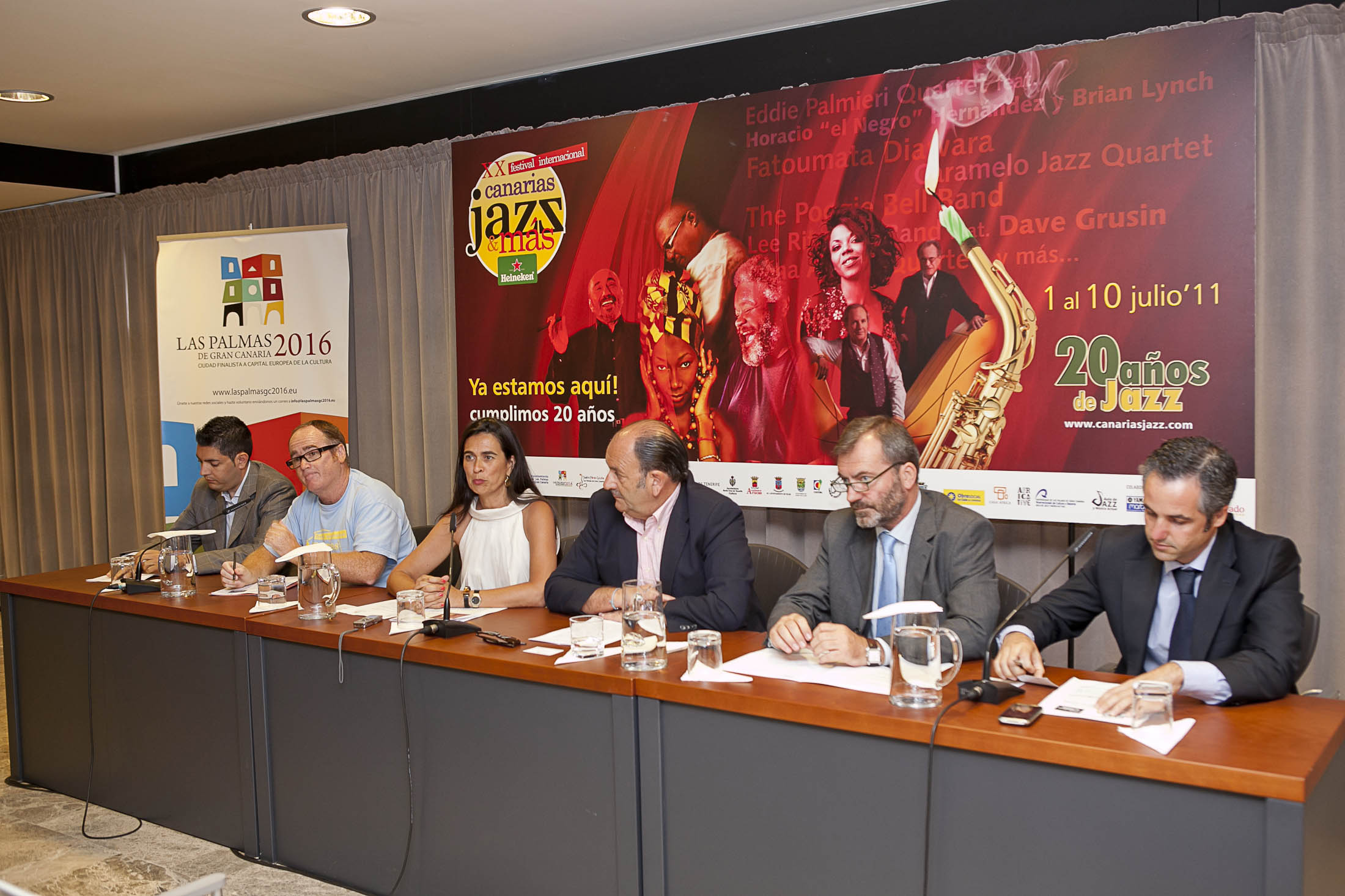8. Rueda de prensa