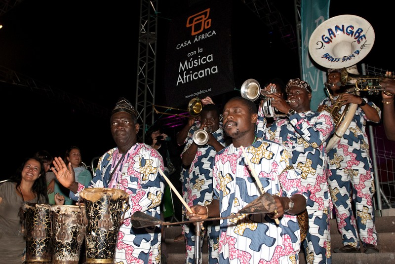 34. Actuación de la Gangbé Brass Band