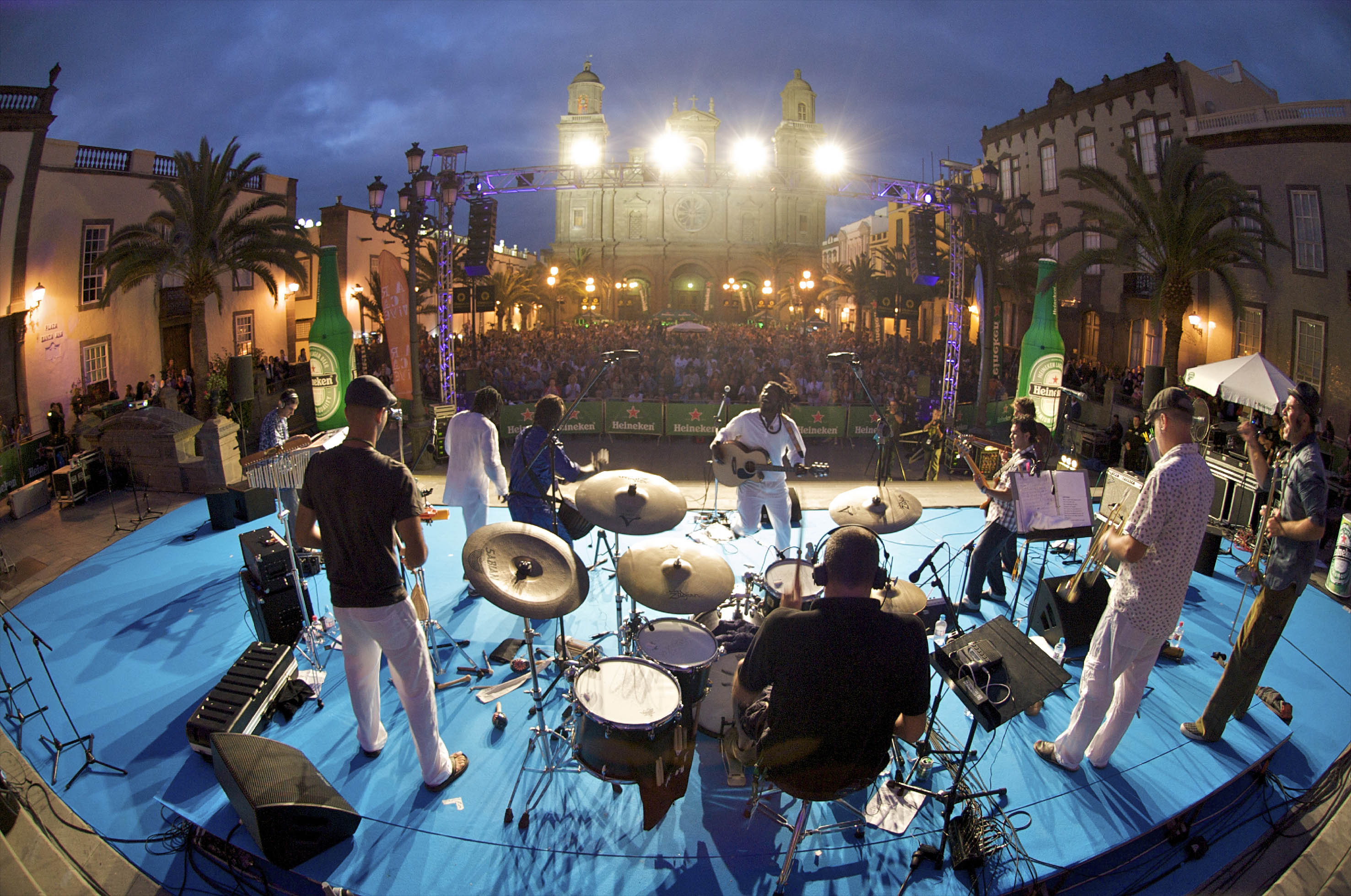 42. Actuación de Naya Band