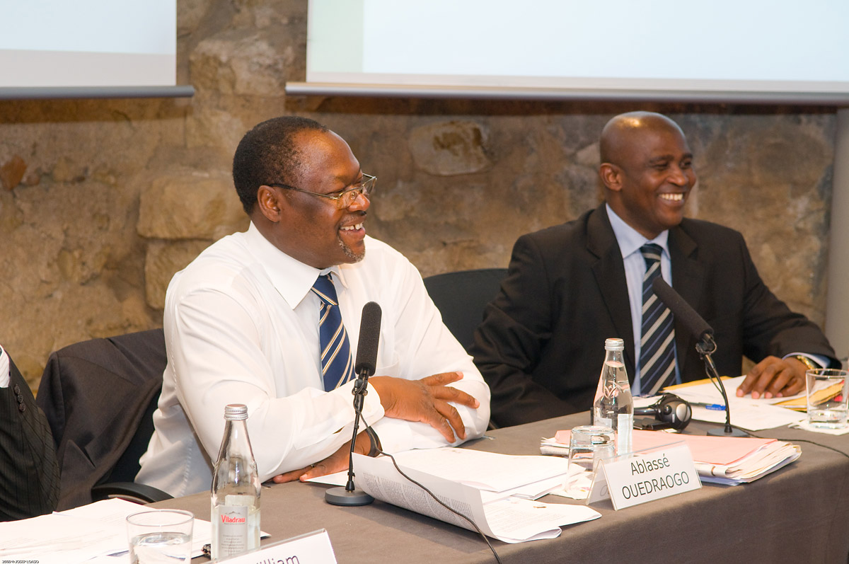 28. Ablassé Ouedraogo y Daniel Tanoe, economista y miembro de UNECA