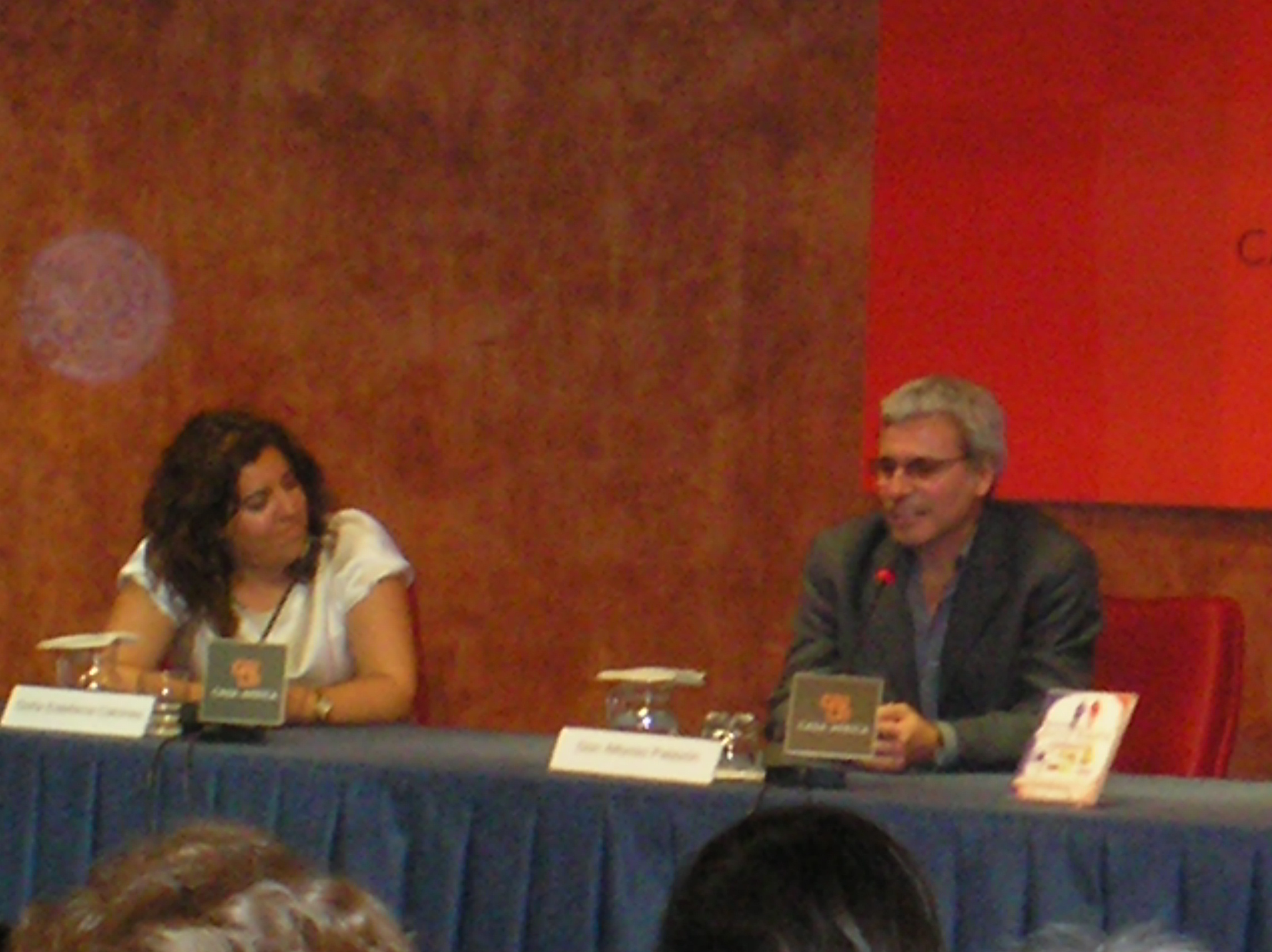 8. Estefanía Calcines, Jefa del  Área  Web y Mediateca on-line de Casa África y Alfonso Palazón, director del documental