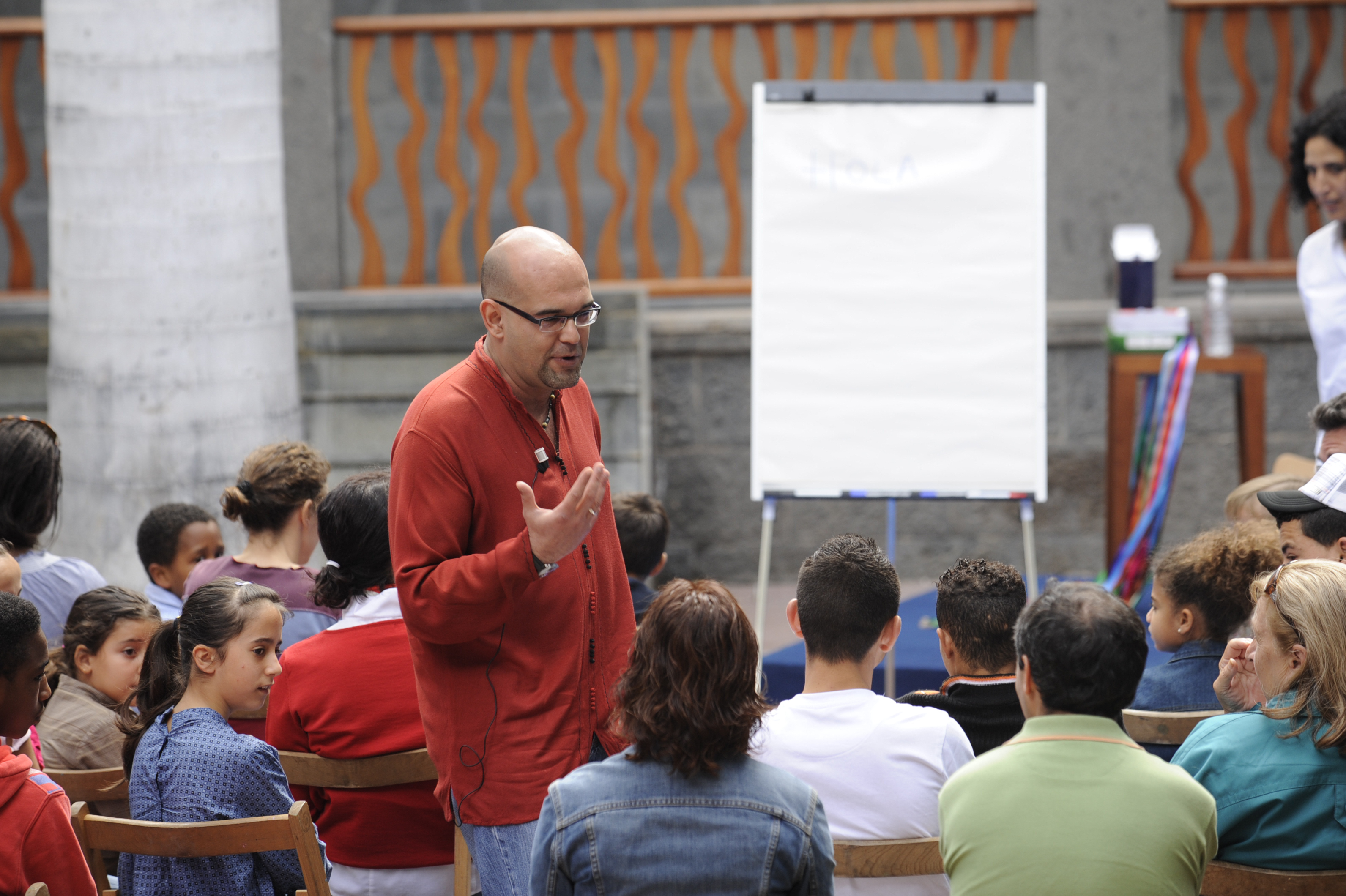 13. Taller de creación literaria con Zoubida Boughana Maalem y Alexis Ravelo