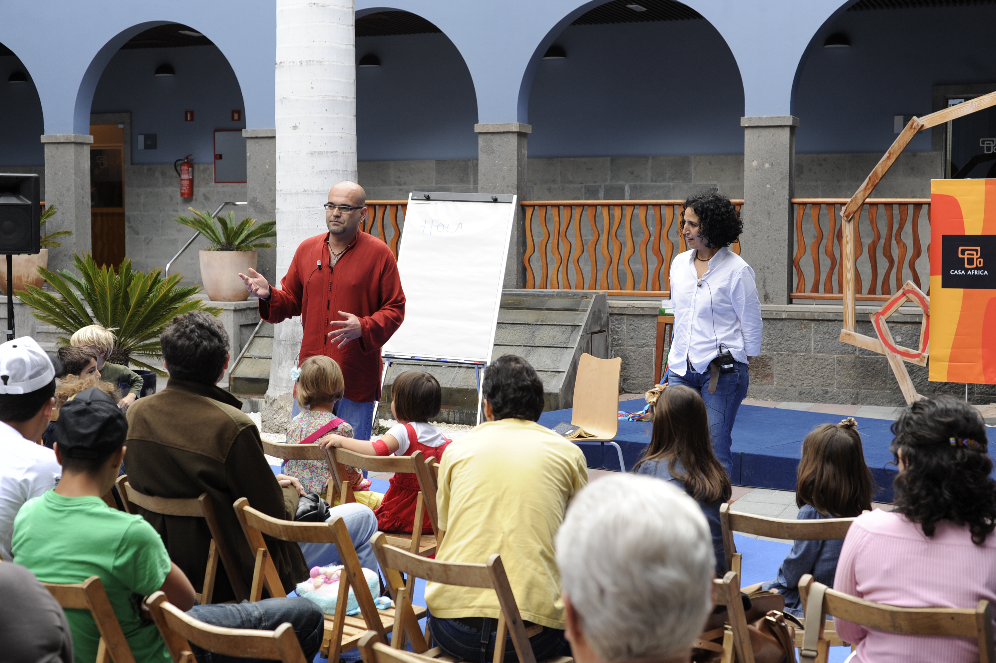 16. Taller de creación literaria con Zoubida Boughana Maalem y Alexis Ravelo