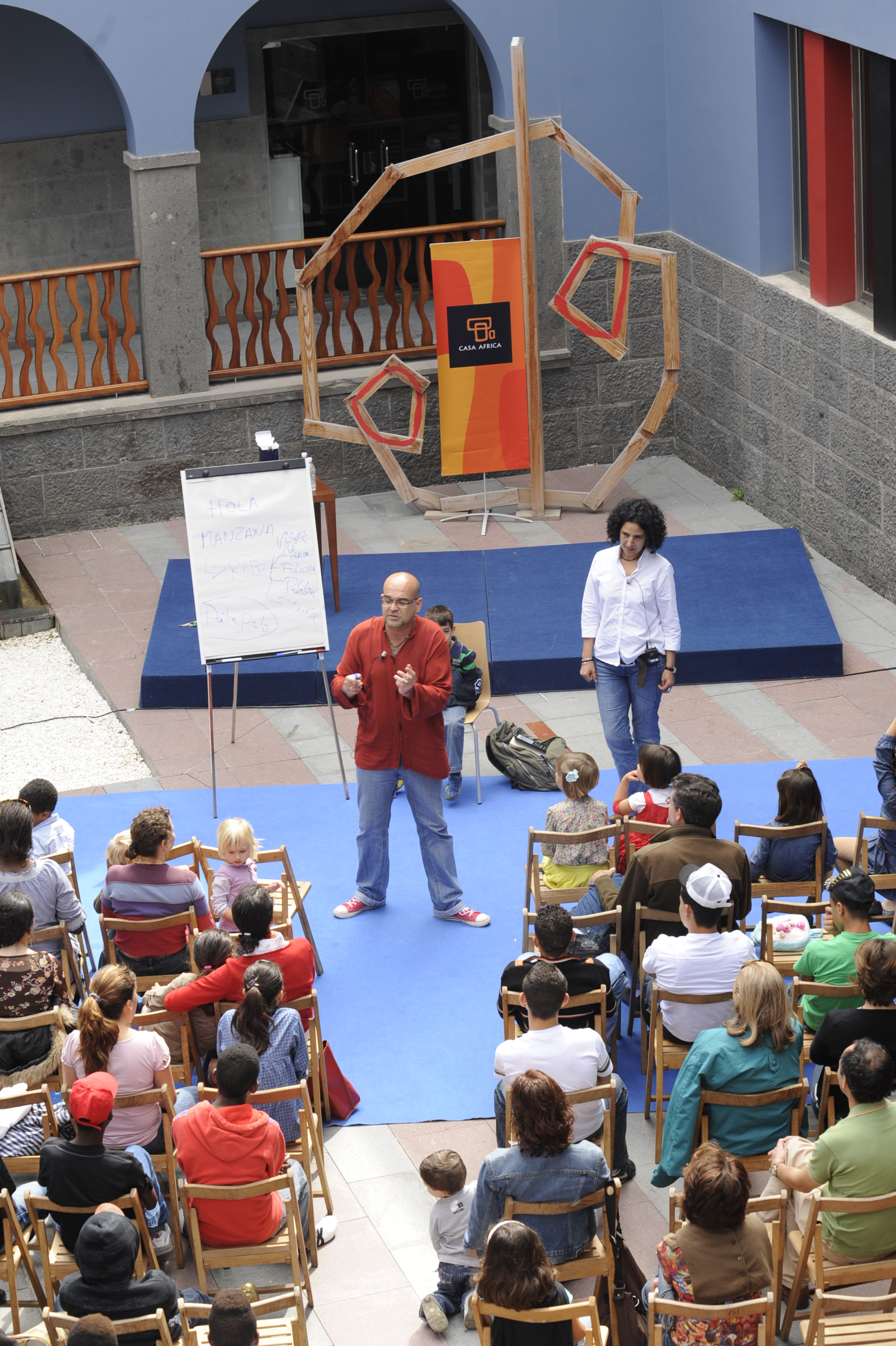 30. Taller de creación literaria con Zoubida Boughana Maalem y Alexis Ravelo