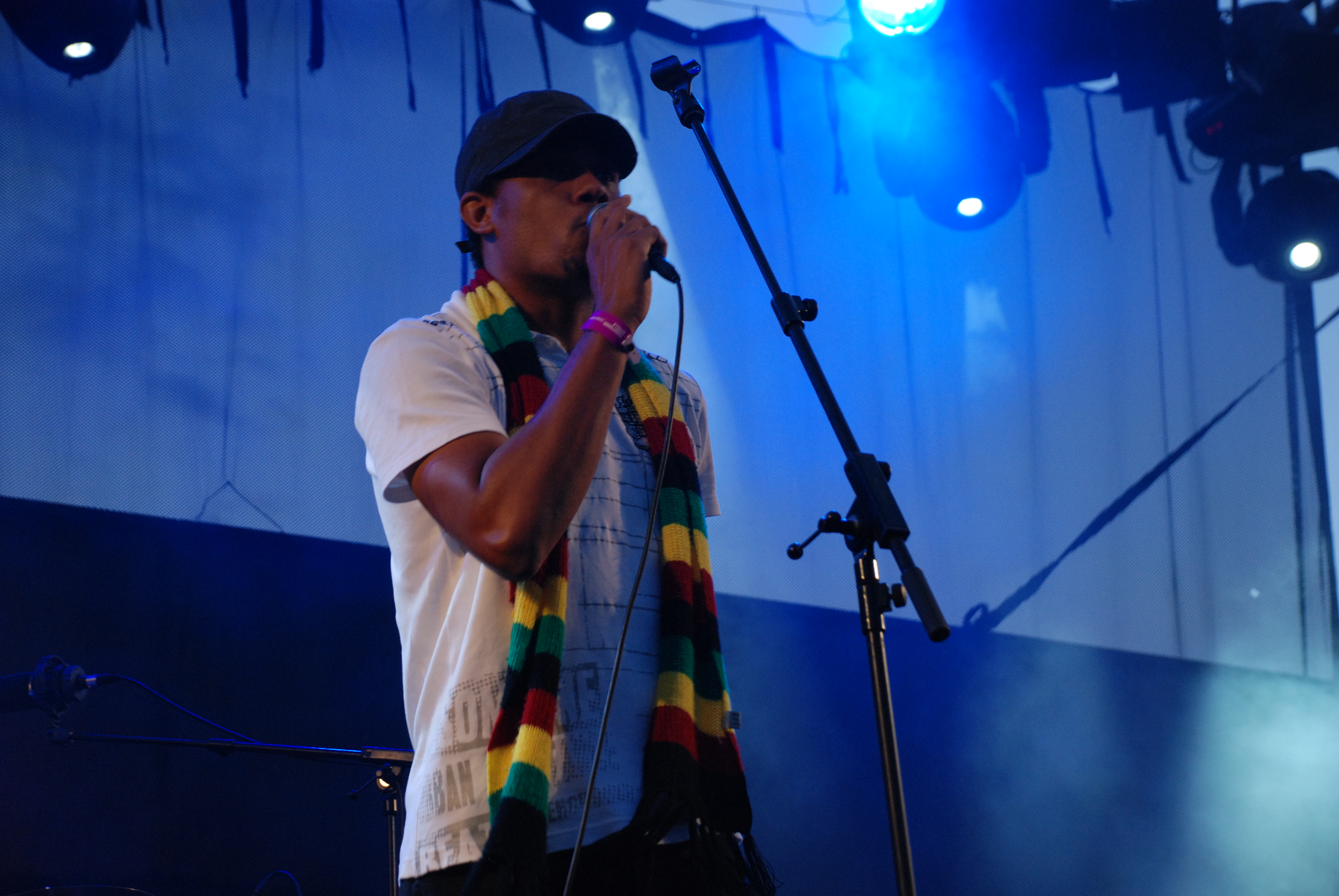 3. Imágenes de la actuación de Domu Afrika Dub Squad