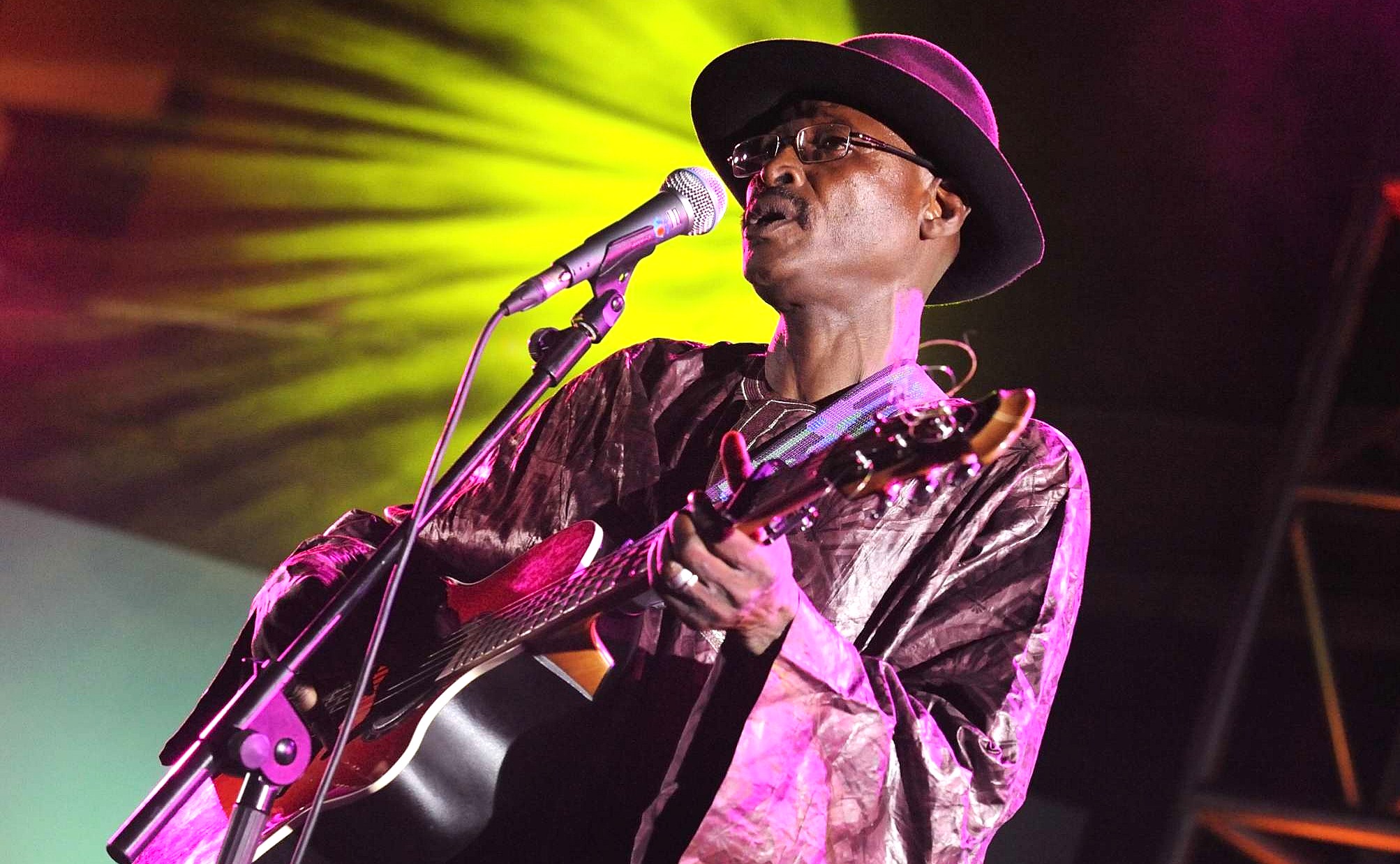 10. Afel Bocoum (Mali) en concierto