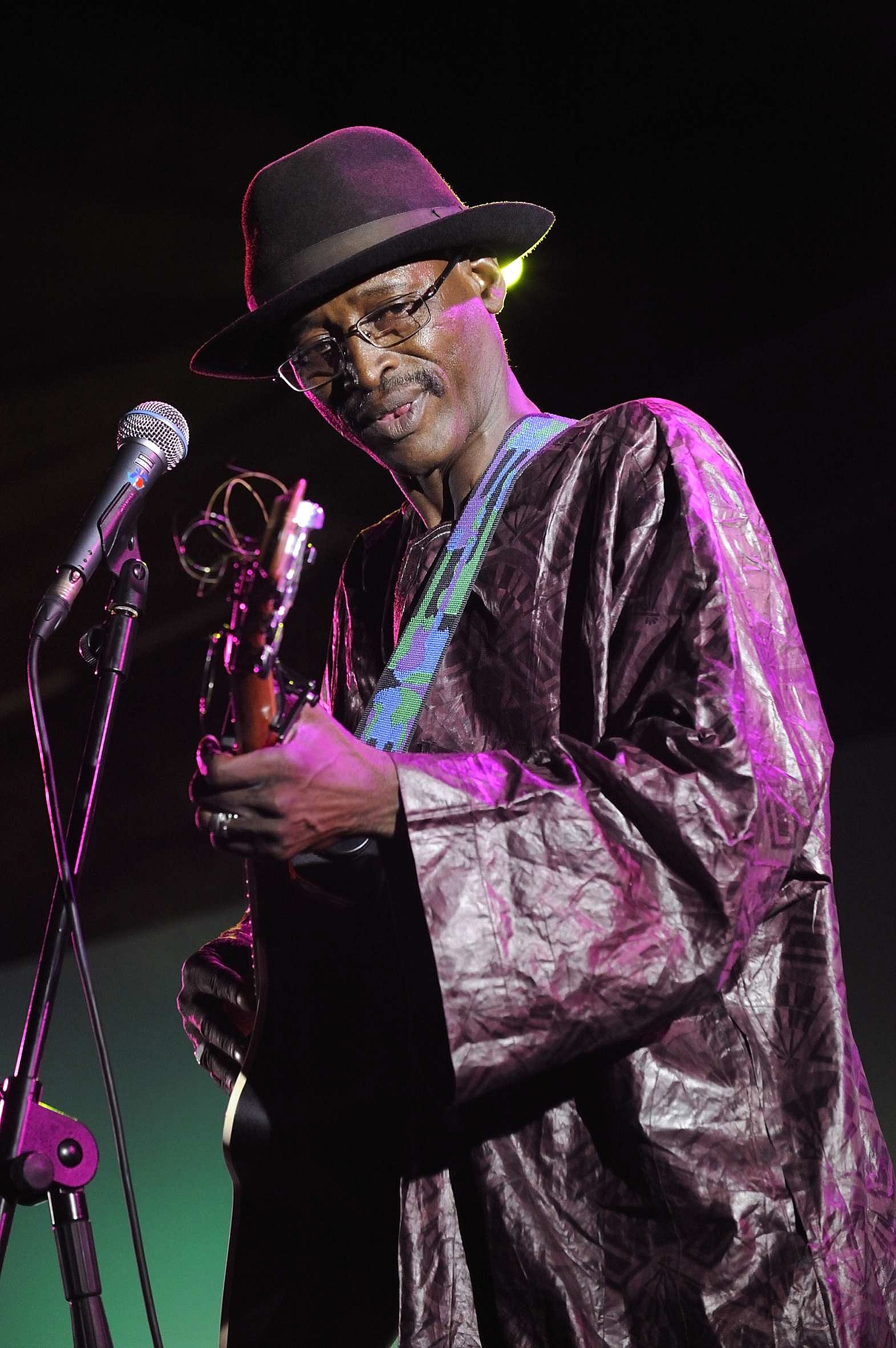 11. Afel Bocoum (Mali) en concierto