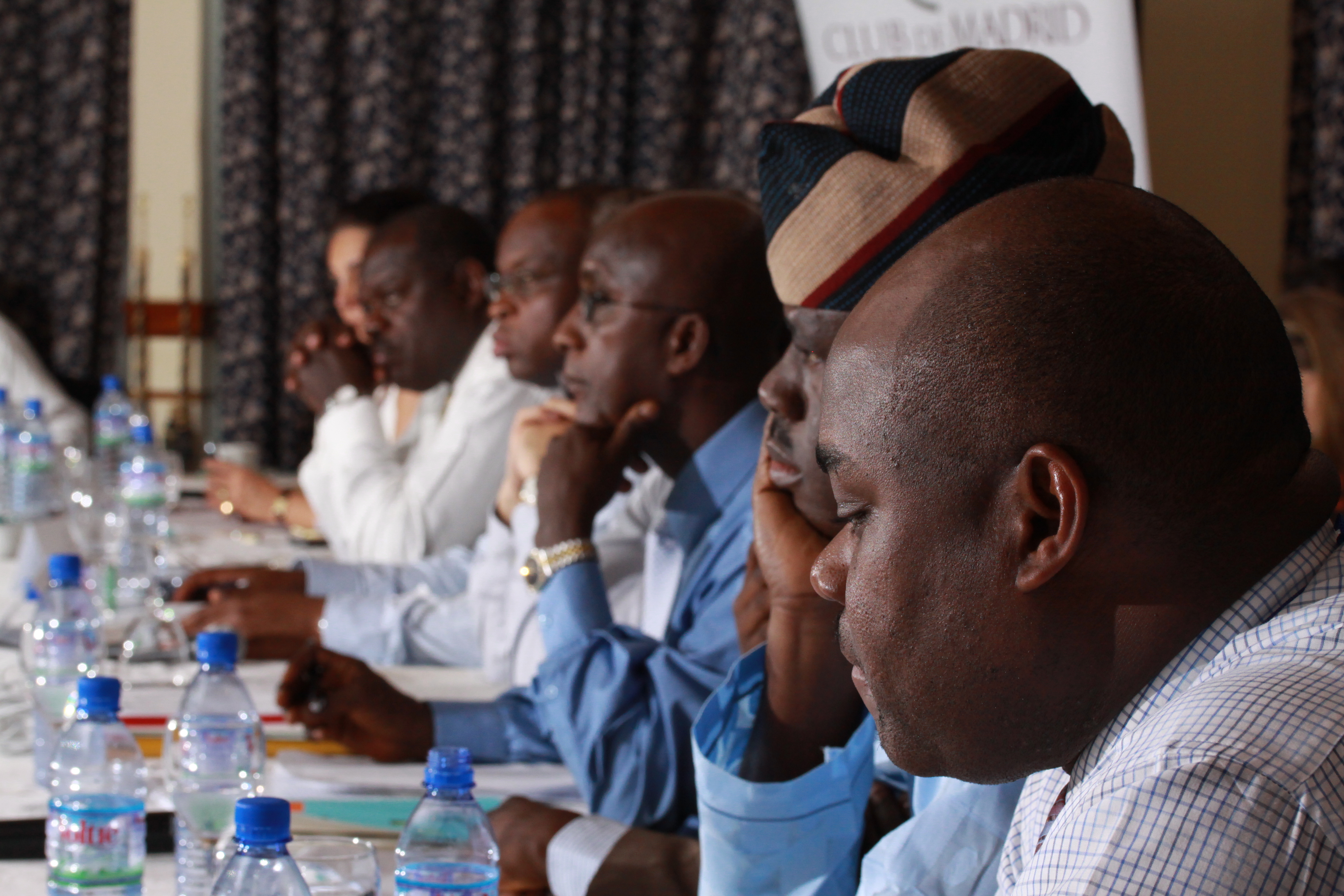 6. Mesa redonda en Ghana