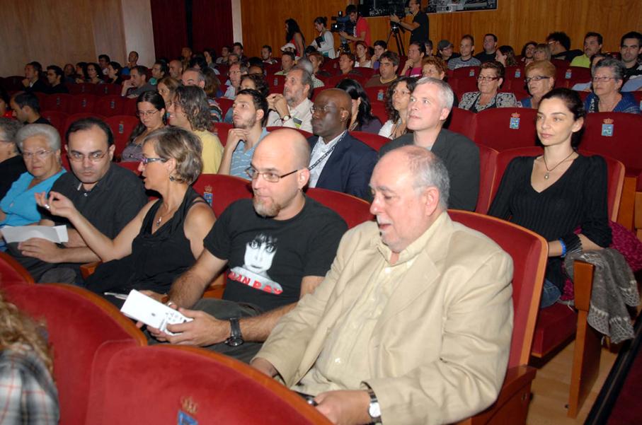 4. Asistentes
