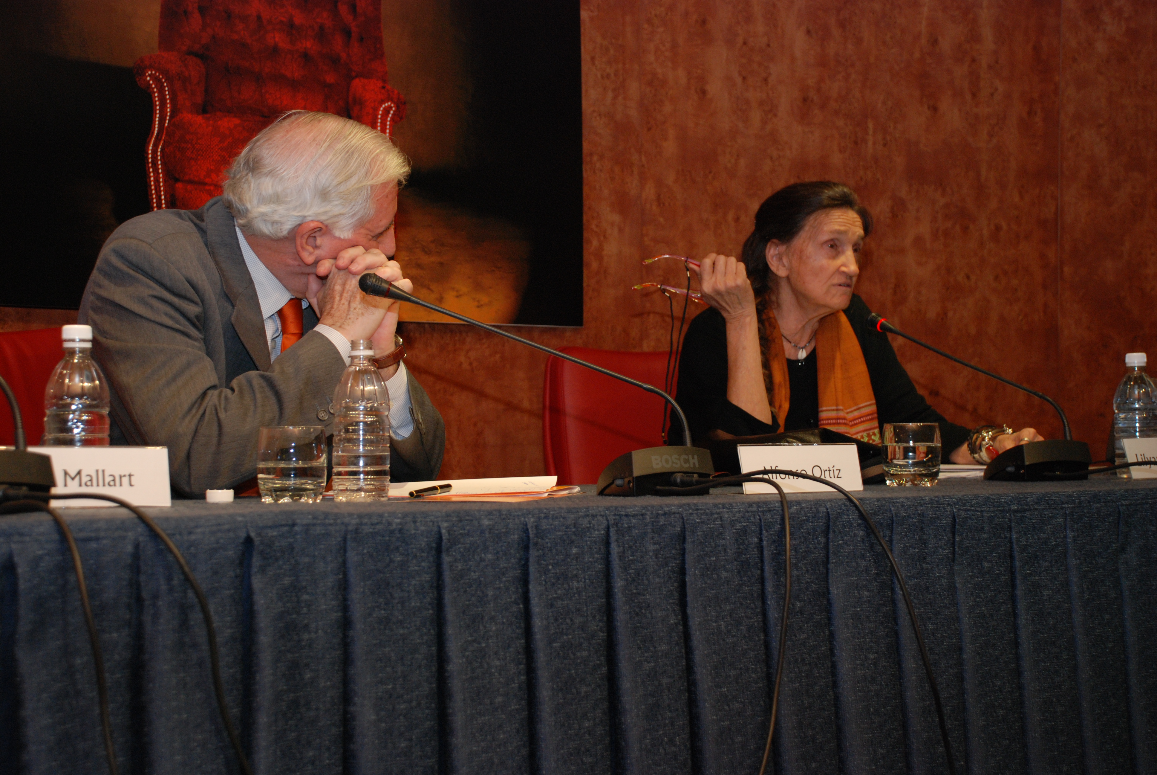 9. Intervención de Lilyan Kestellot, experta en tradición oral de Senegal, y D. Alfonso Ortiz, Director General de Casa África