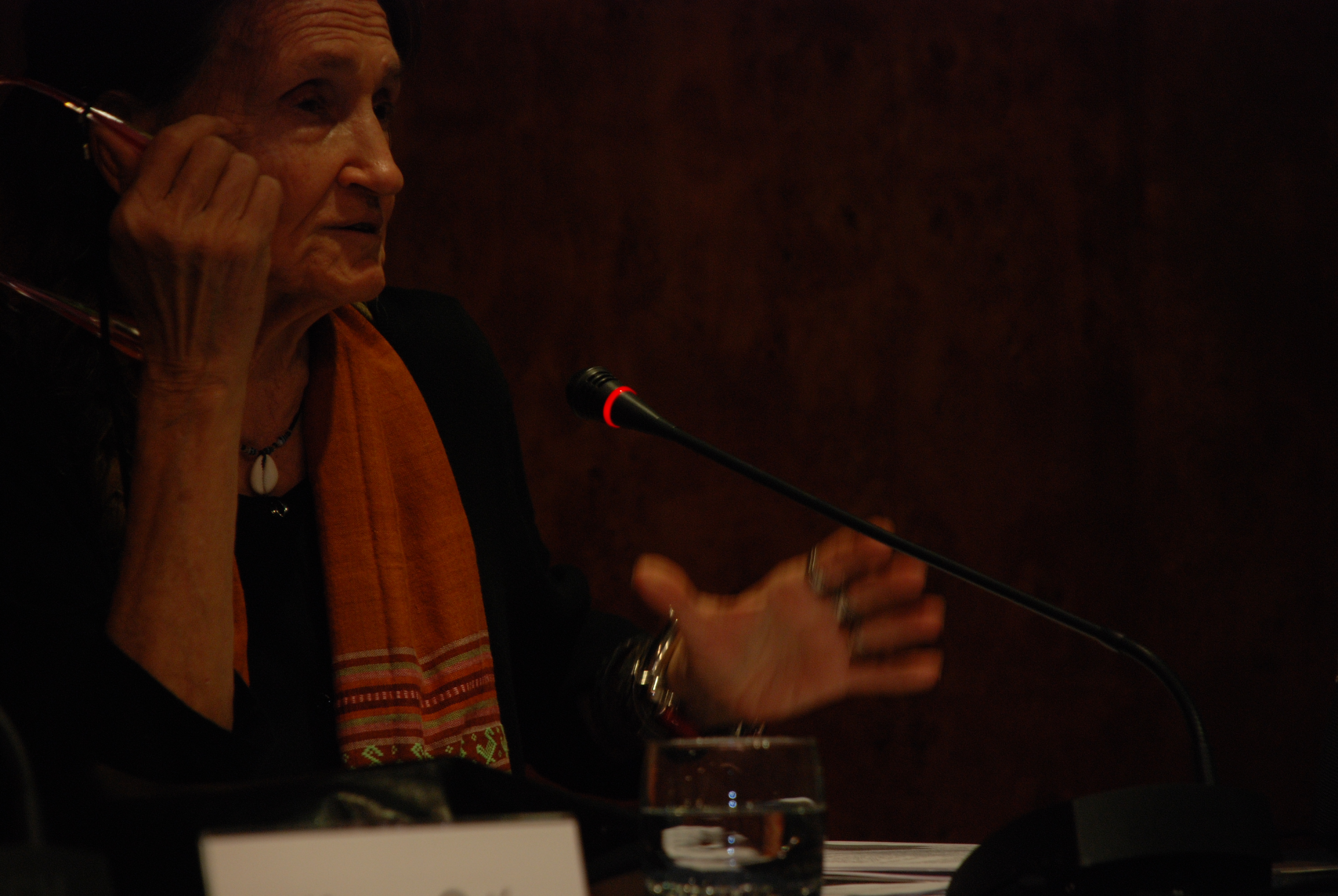 9. Intervención de Lilyan Kestellot, experta en tradición oral de Senegal
