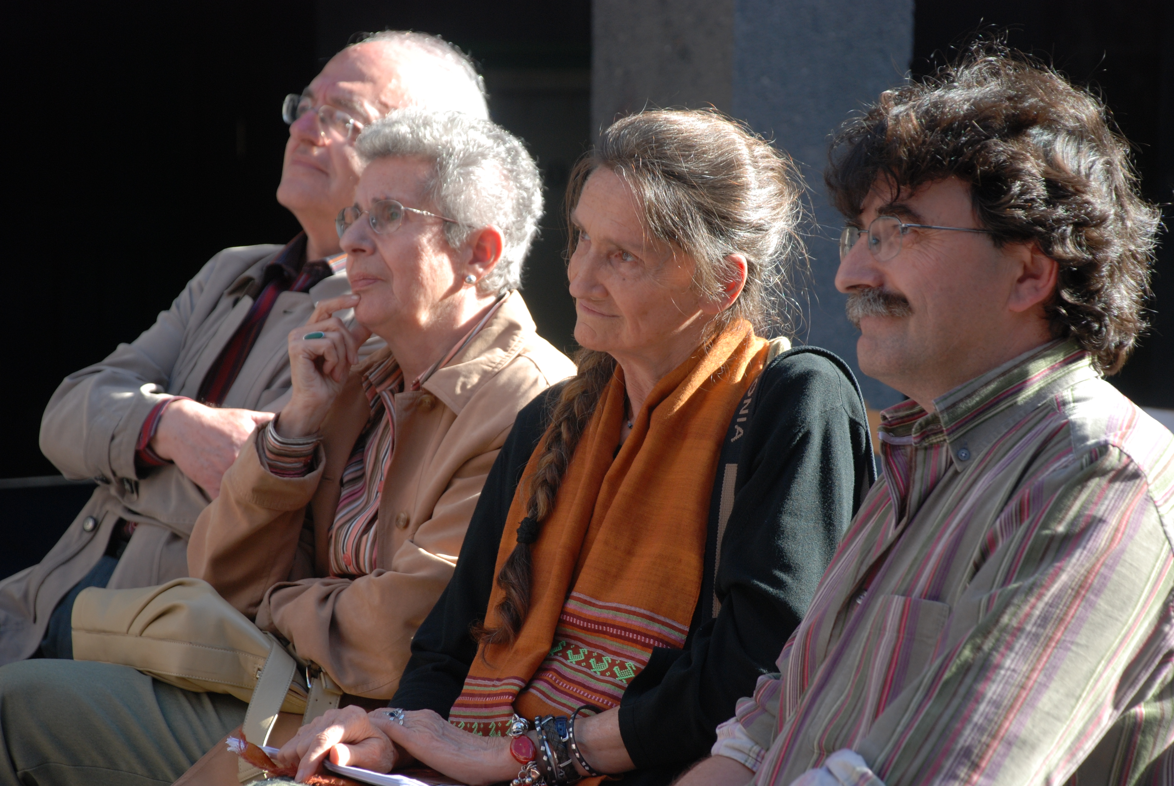 8. Público asistente al acto y participantes de las conferencias