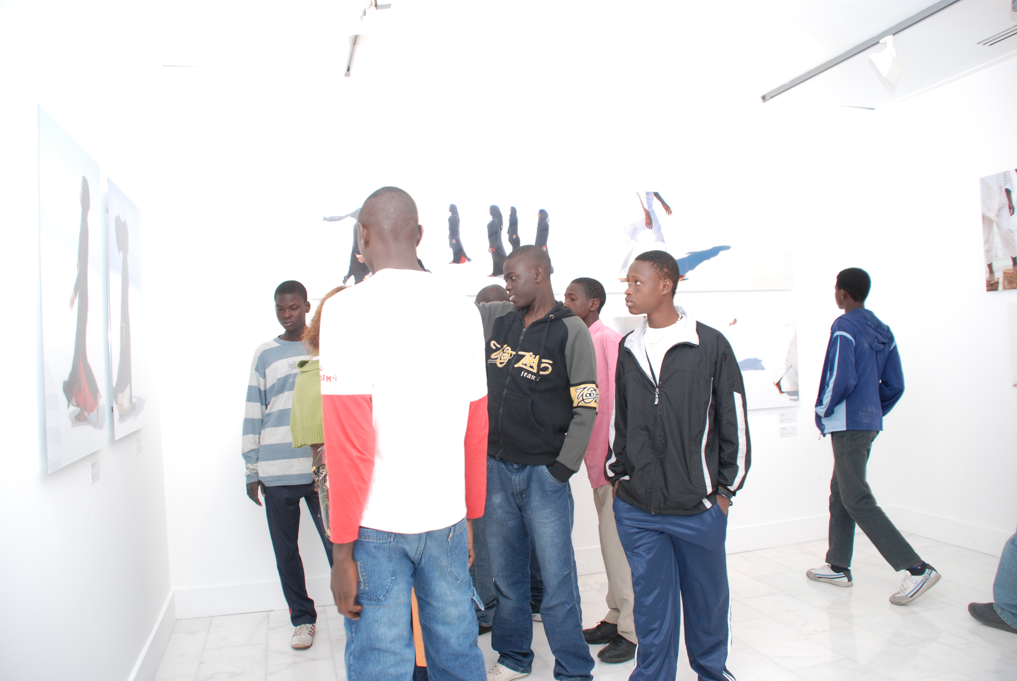10. Taller Musiqueando visitan la exposición Desvelos