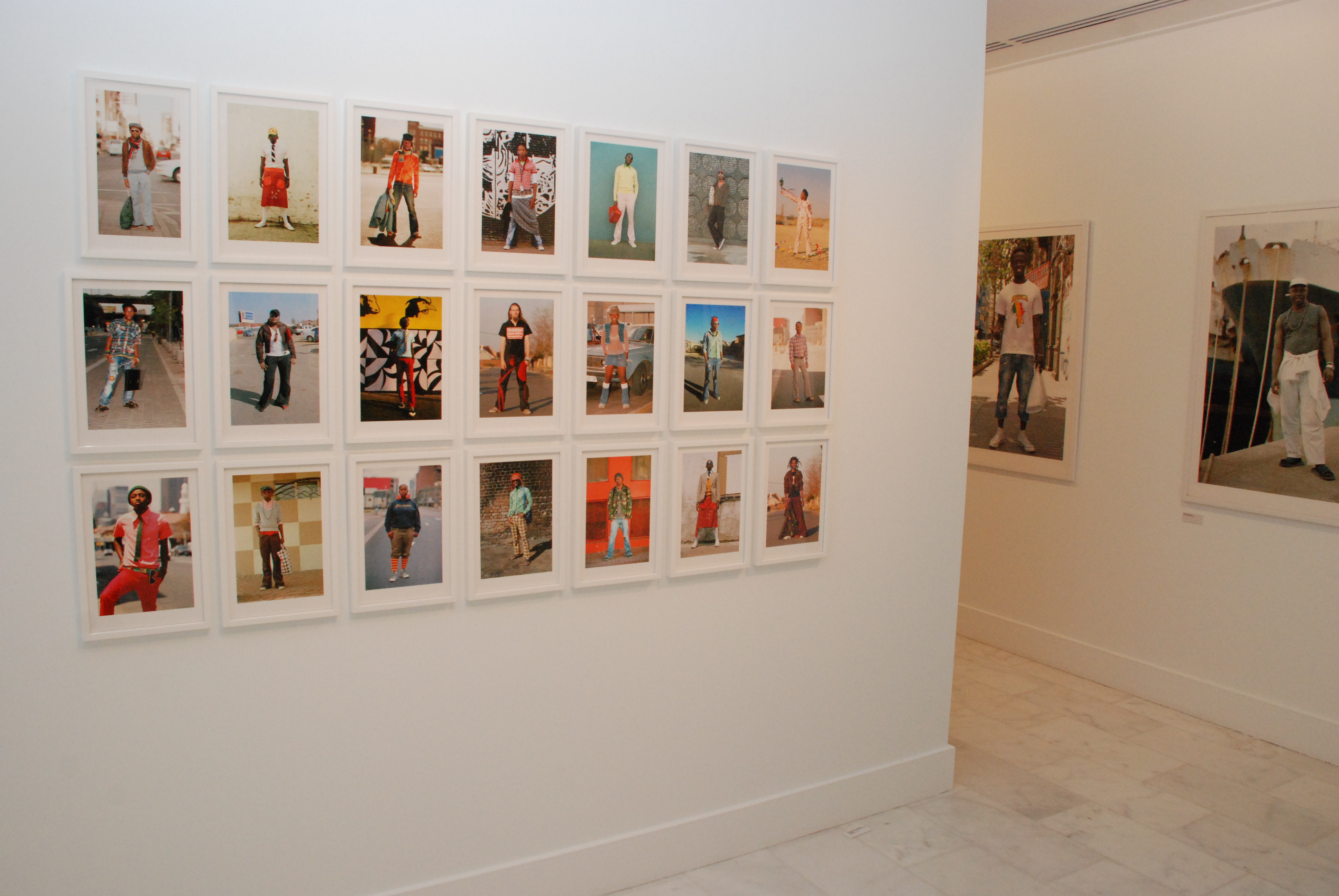11.  Exposición Bienvenidos al paraíso  en las salas de exposición de Casa África