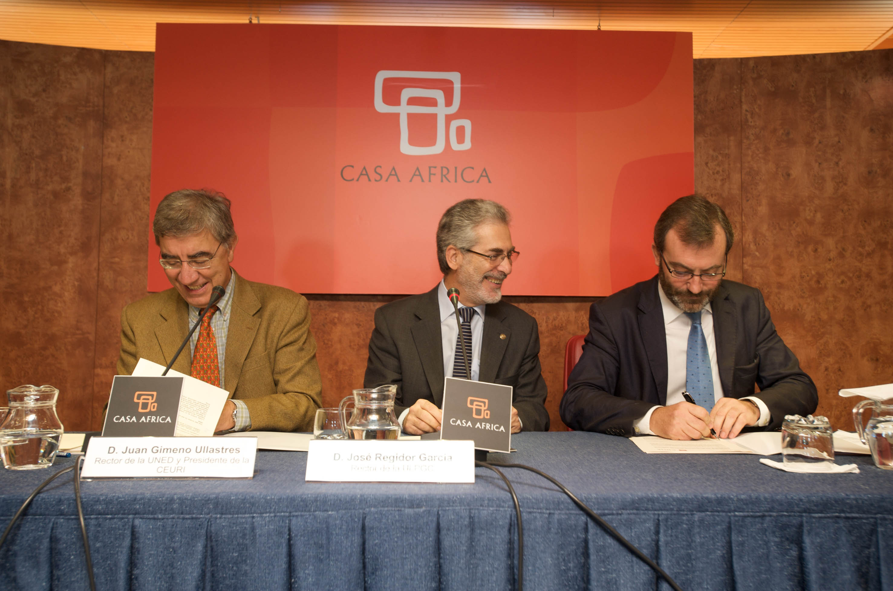 5. Encuentro con las Universidades españolas asistentes a la reunión del CEURI en Casa África