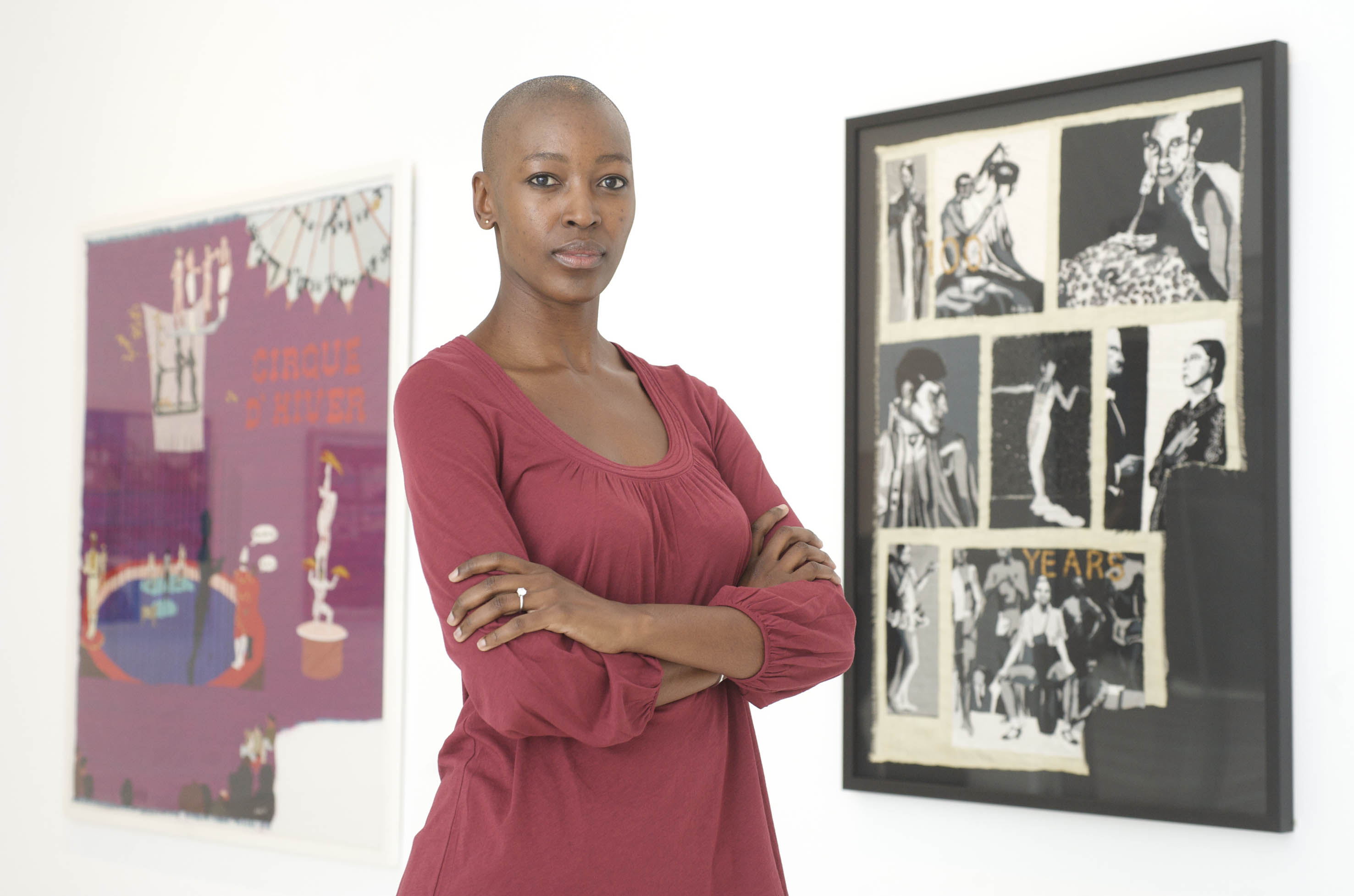 23. Imágenes de la rueda de prensa de presentación de Re/Presentaciones. Ellas crean. Billie Zangewa, Malawi