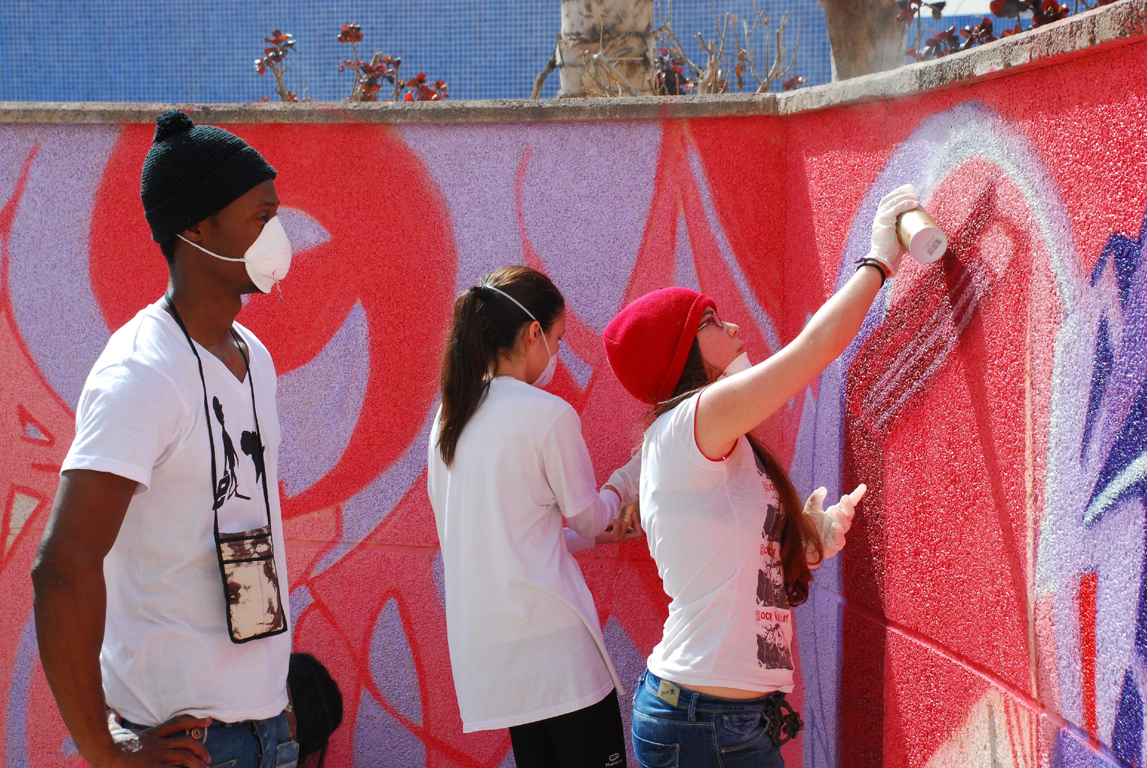 43. Imágenes del proceso de creación del Mural Desarrocio: Mural comunitario 'Urban Art en el Campus' en la Universidad de Las Palmas de Gran Canaria