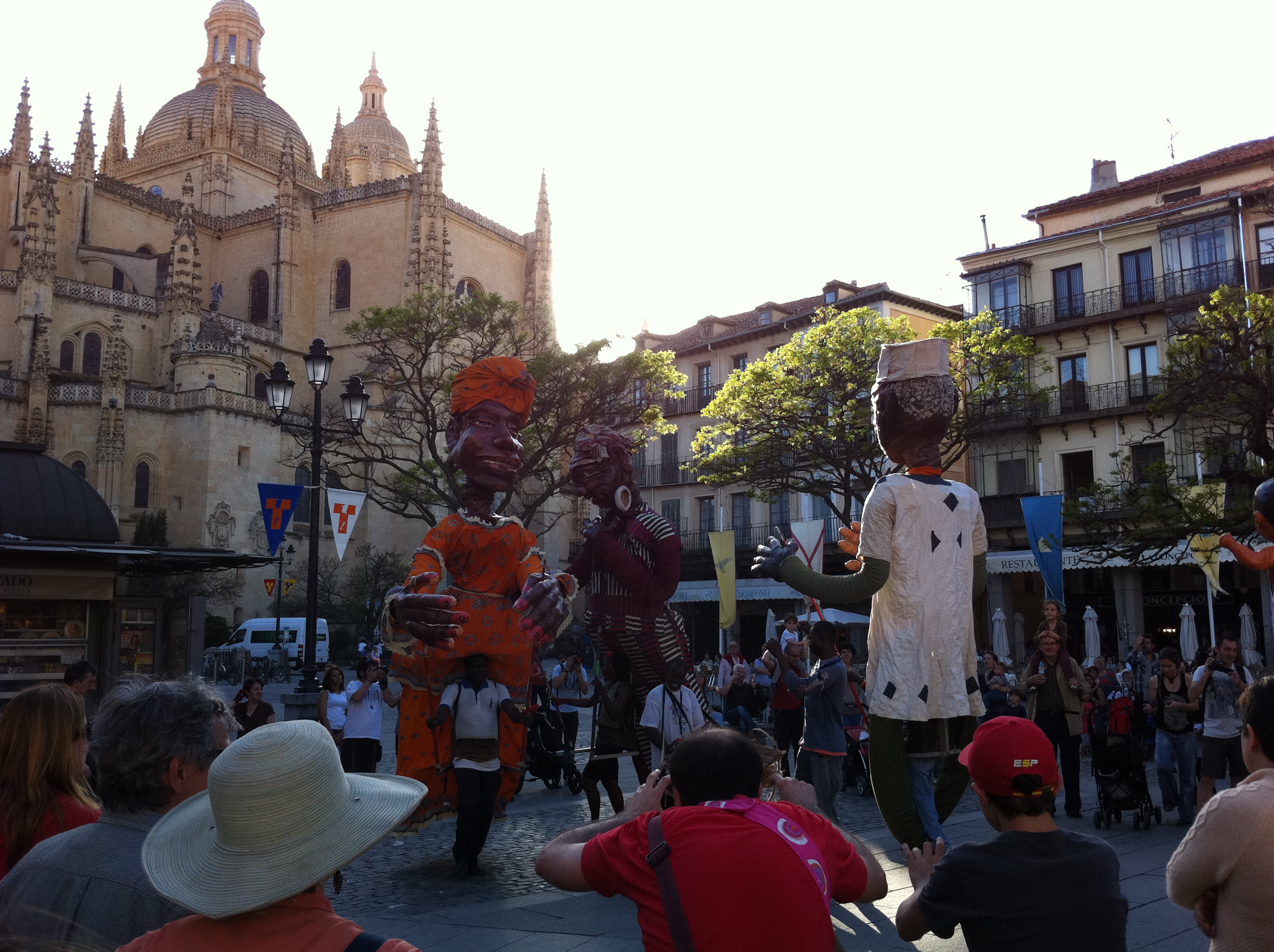 3. Les Grandes Personnes en el Festival Internacional de Teatro de Títeres de Segovia