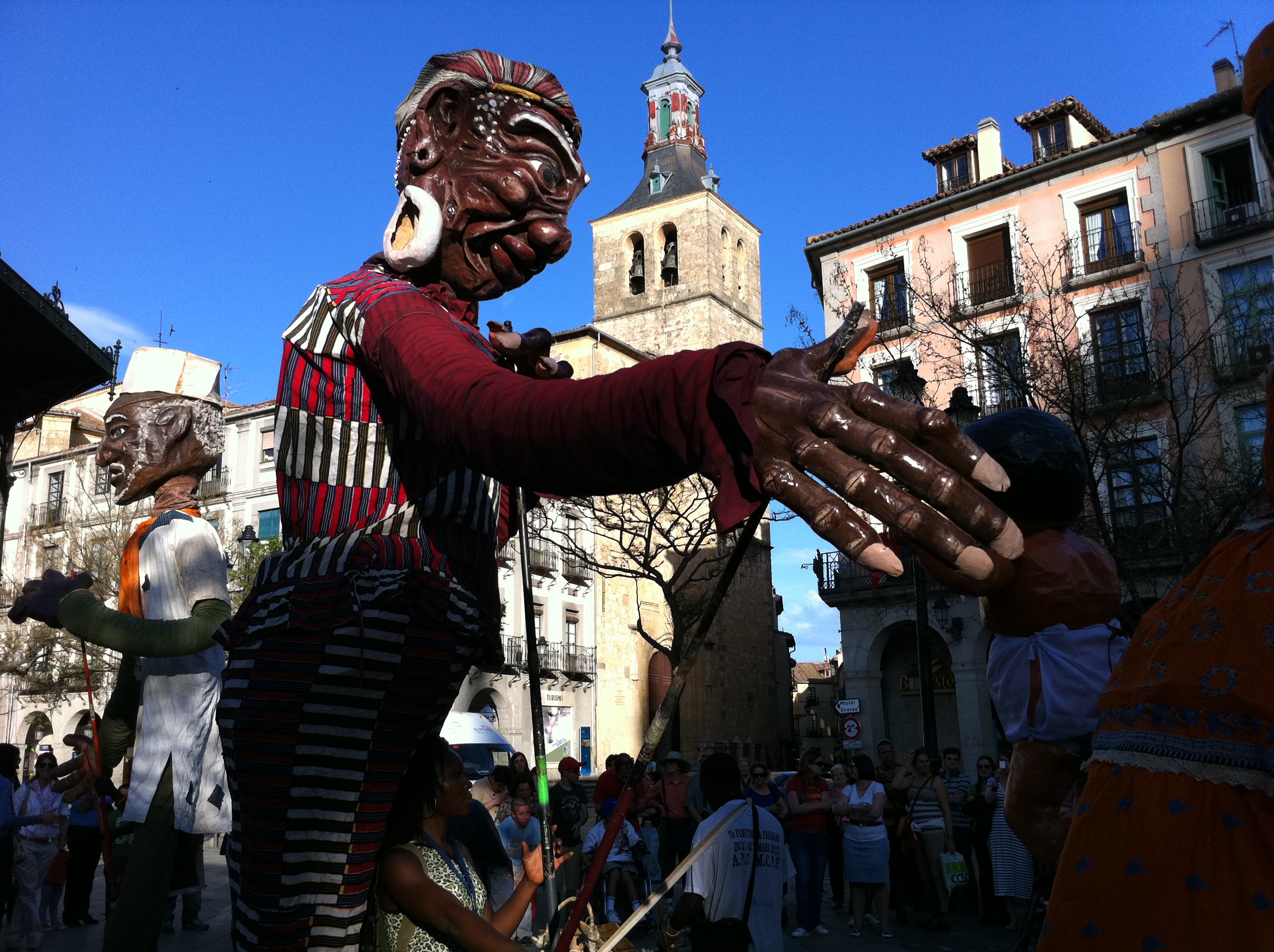 8. Les Grandes Personnes en el Festival Internacional de Teatro de Títeres de Segovia