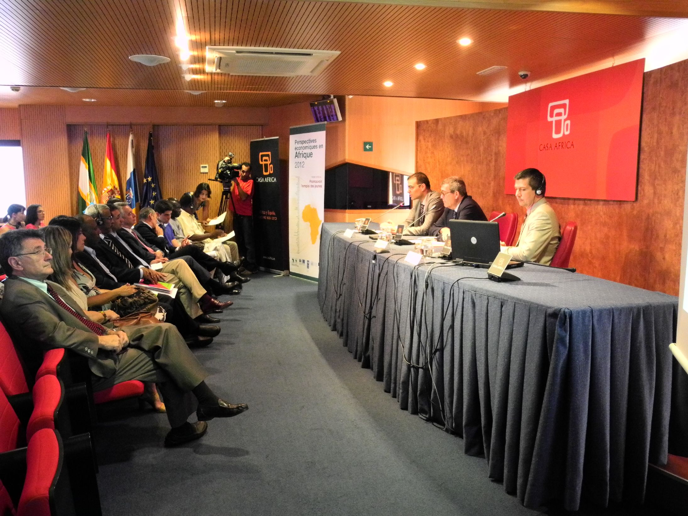 5. Acto de presentación del informe Perspectivas económicas de África, 2012 en Casa África