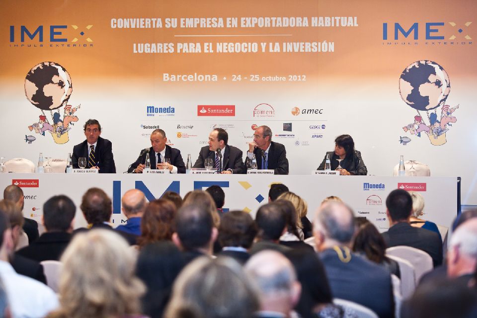 2. Imagen de la mesa de debate sobre África en Barcelona con motivo de la celebración de IMEX / Impuls Exterior, 2012