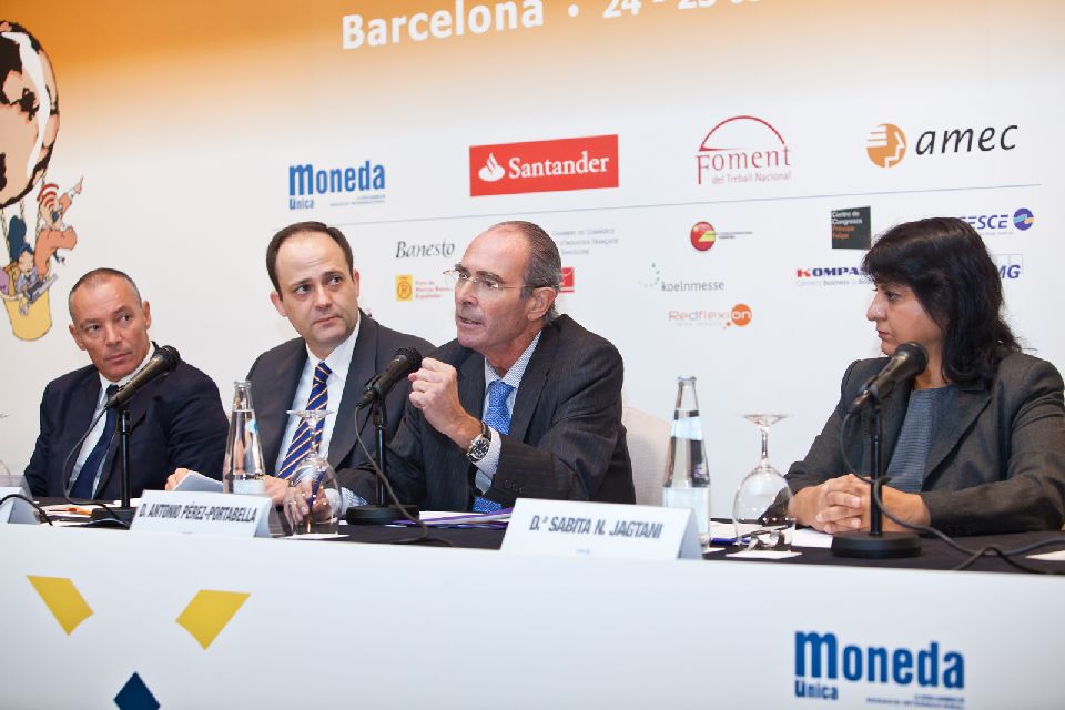 6. Imagen de la mesa de debate sobre África en Barcelona con motivo de la celebración de IMEX / Impuls Exterior, 2012