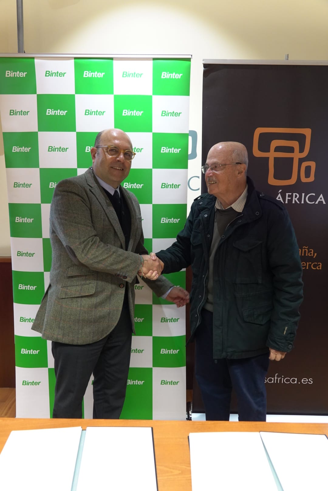 Casa África y Binter renuevan su acuerdo de colaboración para seguir fortaleciendo los vínculos entre España y el continente africano 
