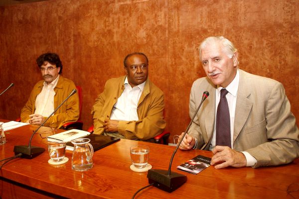 Literatura guineana actual con Donato Ndongo en Casa África