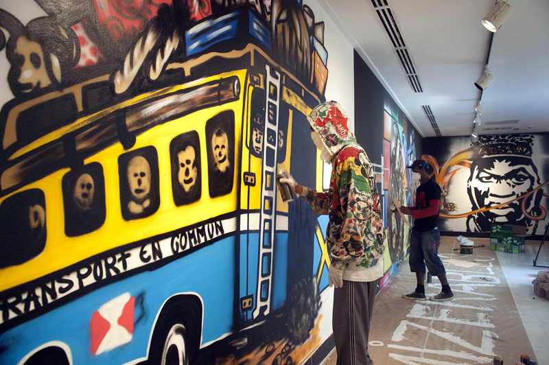'Graffrica. Arte Urbano Africano' transforma las salas de exposición de Casa África