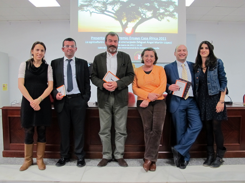 Casa África presenta en la Universidad de Sevilla la obra galardonada con su último Premio de Ensayo