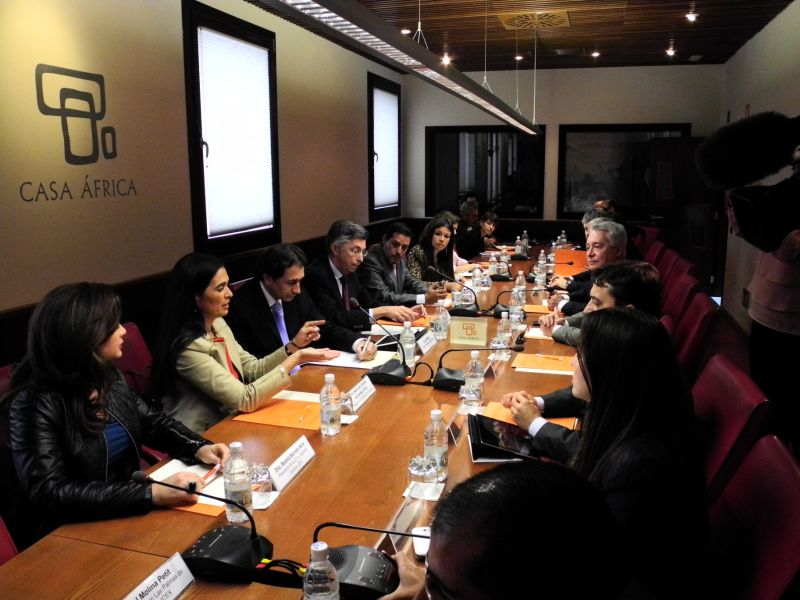 El Ministerio de Asuntos Exteriores y de Cooperación (MAEC) se reúne en Casa África con las instituciones y organizaciones empresariales canarias que trabajan por la internacionalización hacia África
