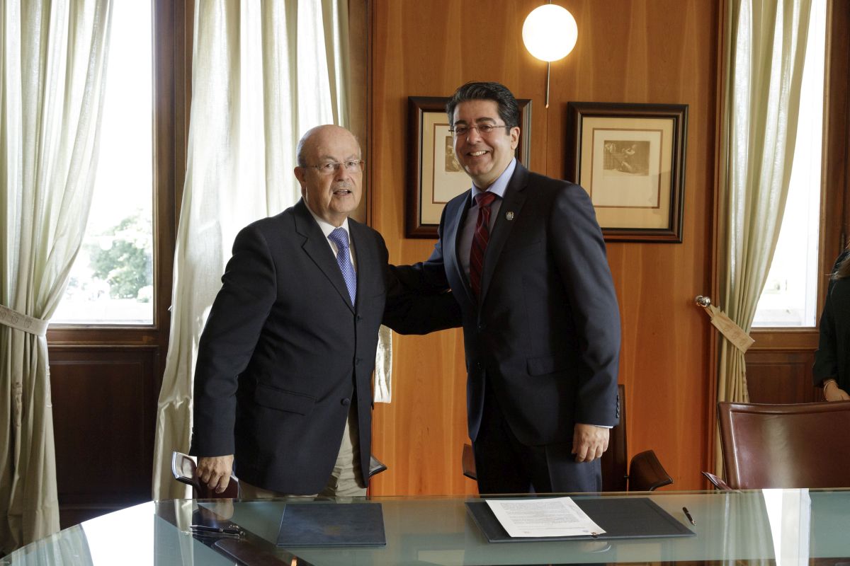 El Cabildo de Tenerife y Casa África firman un acuerdo para facilitar las relaciones con los países del continente africano