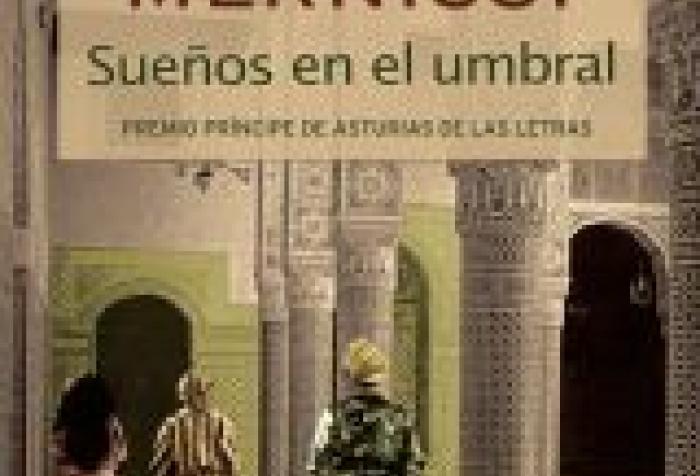 Club de Lectura Casa África con la obra "Sueños en el Umbral", de Fatema Mernissi
