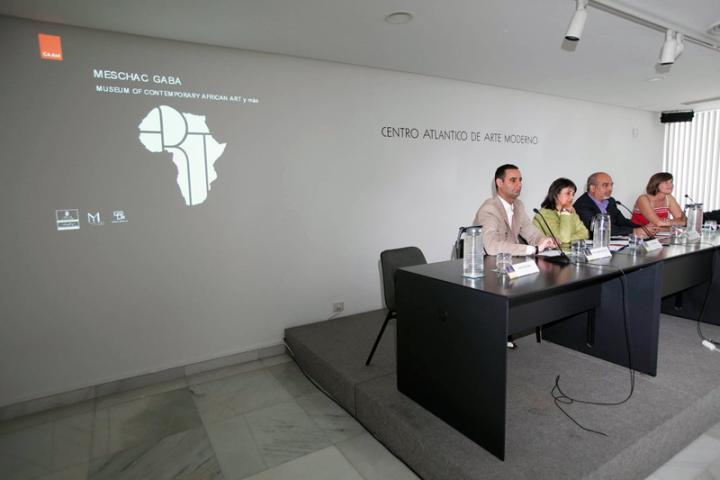 El museo nómada de Meschac Gaba se instala en el CAAM