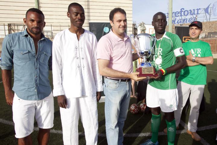 Senegal renueva su liderato en el trofeo de fútbol 7 África Vive