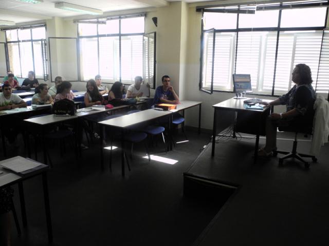 Kuwamba se presenta ante los alumnos de la Universidad de Las Palmas de Gran Canaria