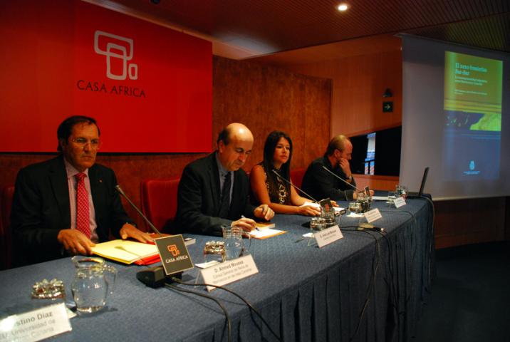 Se presenta en Casa África un libro sobre los intercambios migratorios entre Marruecos y Canarias
