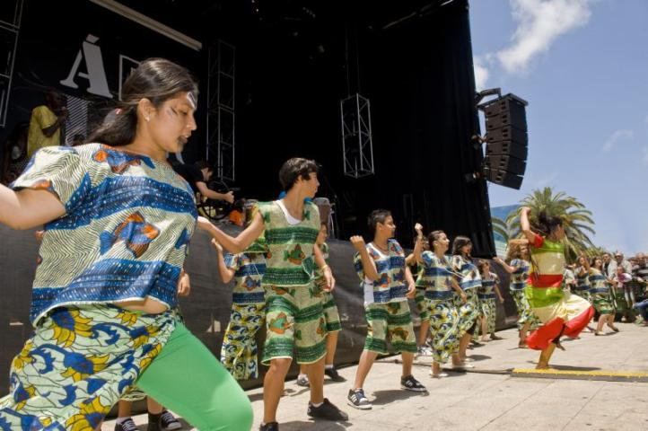 Más de 3.000 personas celebran la Fiesta África Vive en la capital grancanaria