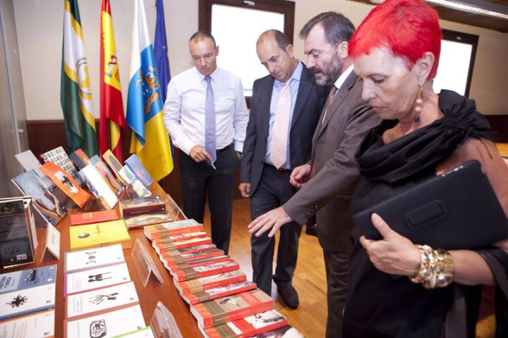 Visita institucional del Alcalde de Las Palmas de Gran Canaria, Juan José Cardona, a Casa África