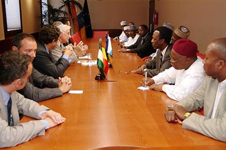 El director general de Casa Africa recibe a una delegación del Gobierno de Nigeria