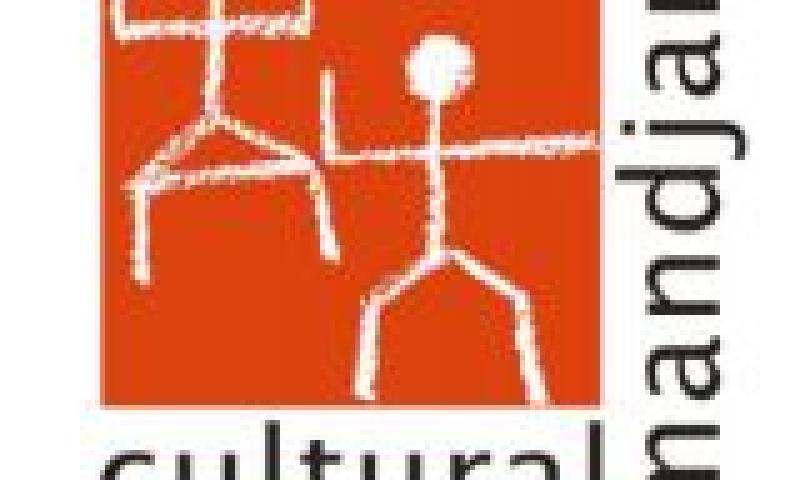 Intensivo de danza africana con percusión en vivo