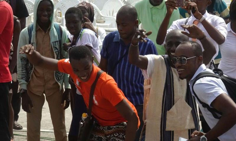 Los balafones de Djarabikan y el reggae de Spyrow, ganadores del Vis a Vis de Casa África en Costa de Marfil