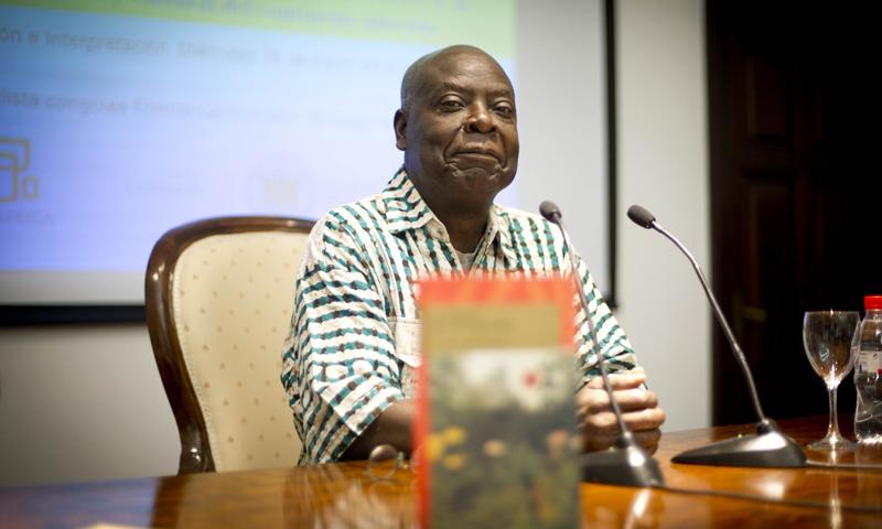 El escritor congoleño Emmanuel Dongala imparte conferencias en la Universidad Autónoma de Madrid y en la Universidad de Granada